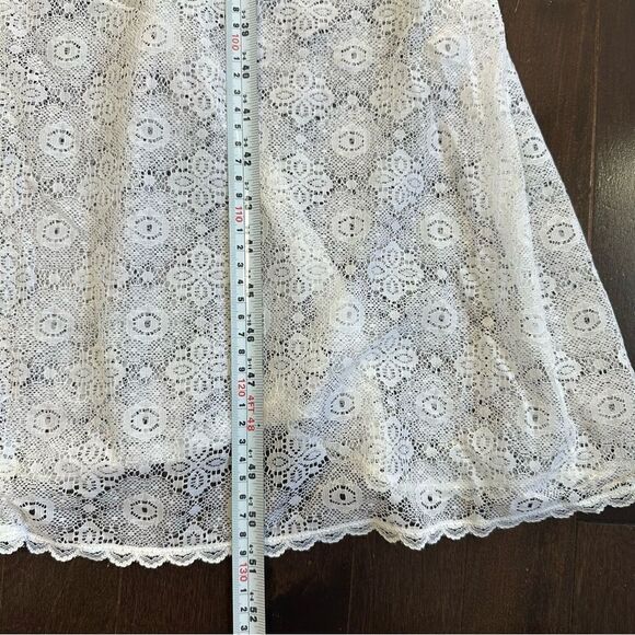 Vintage Ruffled Pink and White Lace  Dress - Picture 14 of 16